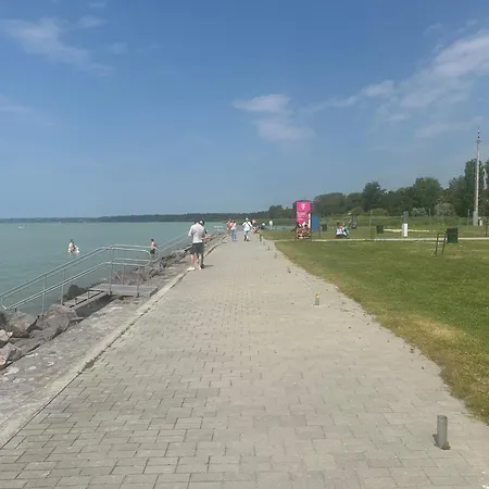 Bohemian House * シオーフォク