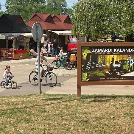 別荘 Bohemian House シオーフォク