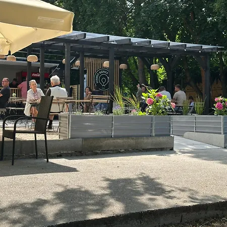 Bohemian House * シオーフォク